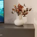Апартаменти 908 B3 Бухарест